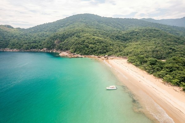 Quelle forme de sac à dos chic convient pour une journée touristique en ville?